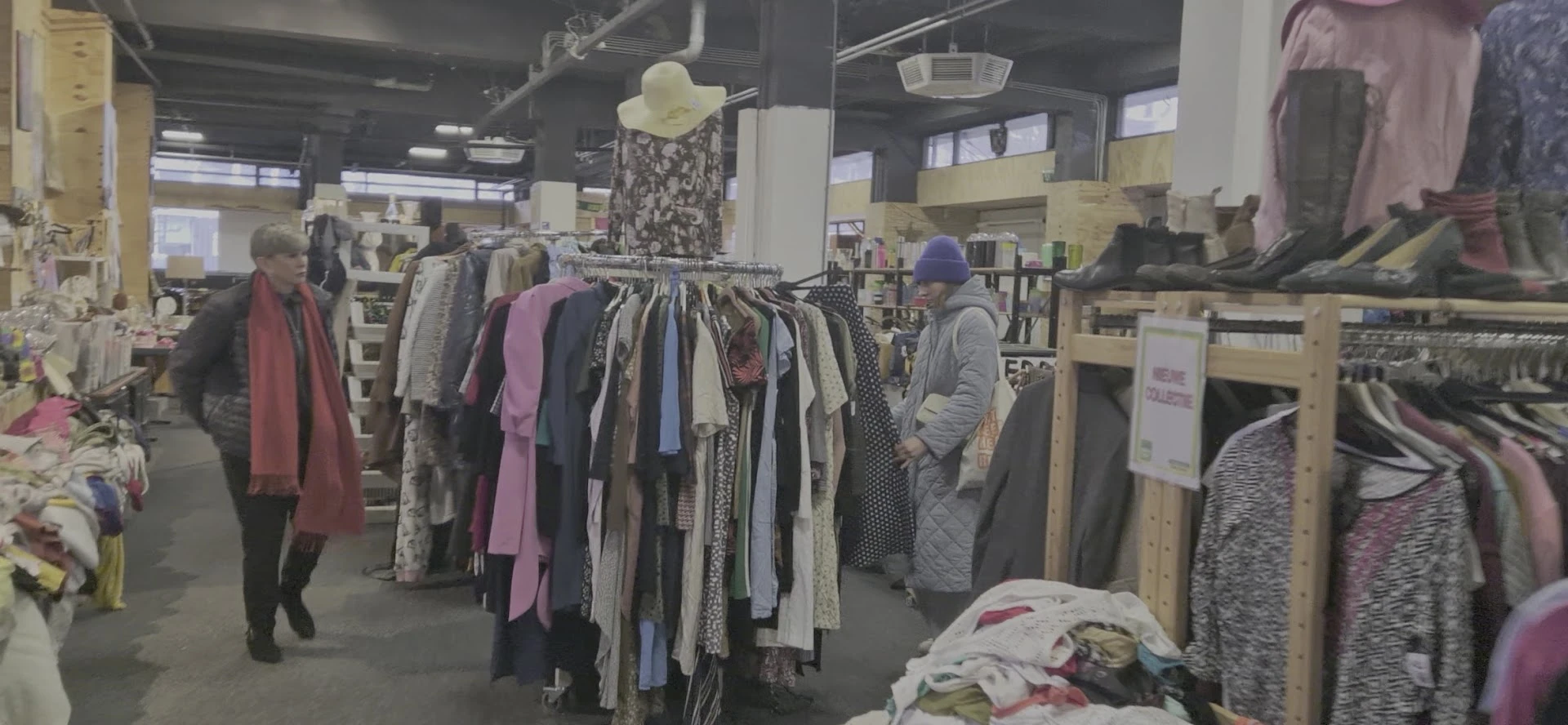 Kringloopwinkel Dude Goed Kringloop Winkel Leyweg in Den Haag