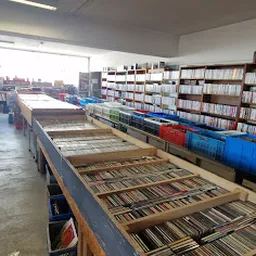 Bezoeker foto van Dude Goed Kringloop Winkel Rijswijk in Rijswijk