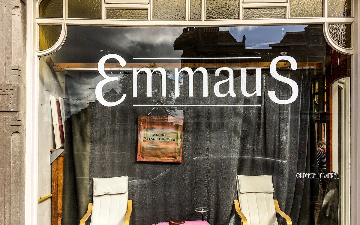Kringloopwinkel Kringloopwinkel Emmaus Beeklaan in Den Haag