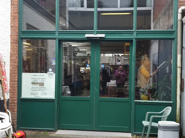 Kringloopwinkel Kringloopwinkel Emmaus Bilthoven in Bilthoven