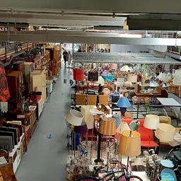 Bezoeker foto van Kringloopwinkel Emmaus Bilthoven in Bilthoven