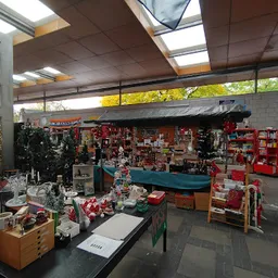 Bezoeker foto van Kringloopwinkel Emmaus Eindhoven in Eindhoven
