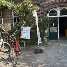 Bezoeker foto van Kringloopwinkel Emmaus Feniks in Tegelen