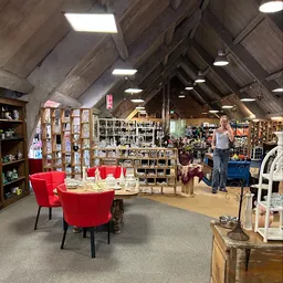 Bezoeker foto van Kringloopwinkel Emmaus Feniks in Tegelen