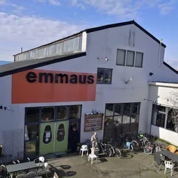 Kringloopwinkel Emmaus Kringloopwinkel in Breda