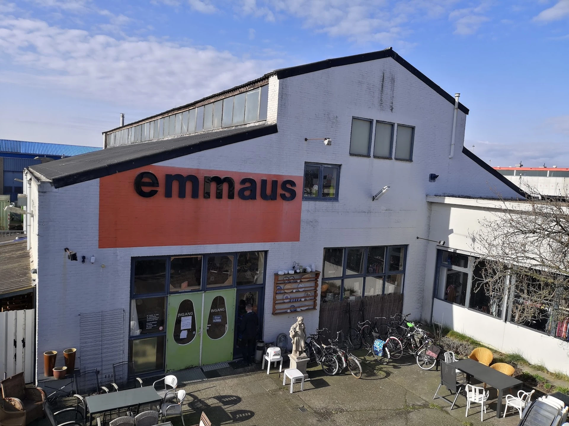 Kringloopwinkel Emmaus Kringloopwinkel in Breda