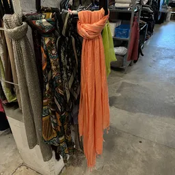 Bezoeker foto van Kringloopwinkel Emmaus Overvecht in Utrecht