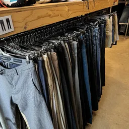 Bezoeker foto van Kringloopwinkel Emmaus Overvecht in Utrecht