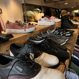 Bezoeker foto van Kringloopwinkel Emmaus Overvecht in Utrecht