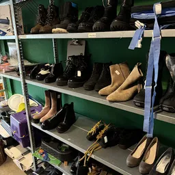 Bezoeker foto van Kringloopwinkel Emmaus Overvecht in Utrecht