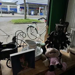 Bezoeker foto van Kringloopwinkel Emmaus Overvecht in Utrecht