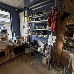 Bezoeker foto van Kringloopwinkel Emmaus Overvecht in Utrecht