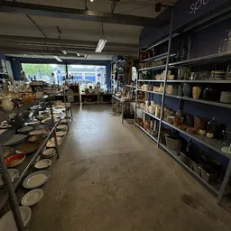 Bezoeker foto van Kringloopwinkel Emmaus Overvecht in Utrecht