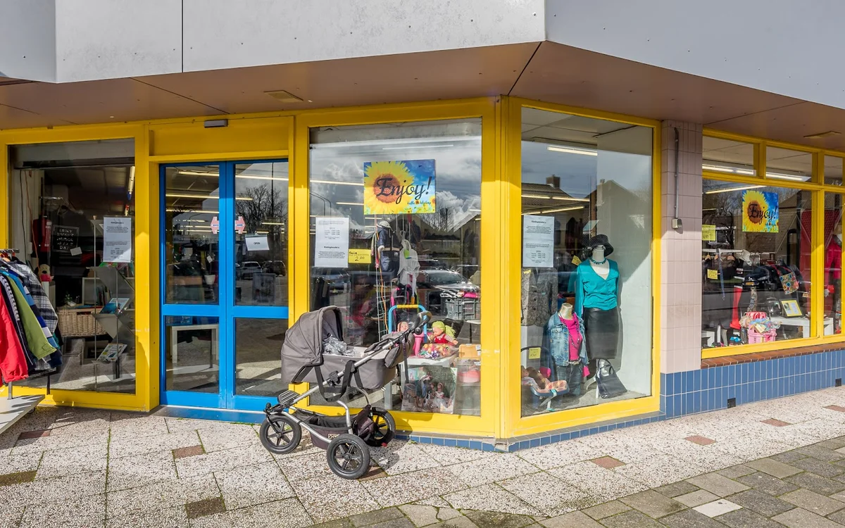 Kringloopwinkel Kringloopwinkel Enjoy Kledingcafé in Heerhugowaard