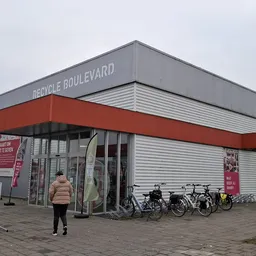 Kringloopwinkel Kringloopwinkel Estafette Recycle Boulevard Leeuwarden in Leeuwarden