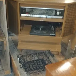 Bezoeker foto van Kringloopwinkel Estafette Recycle Boulevard Leeuwarden in Leeuwarden