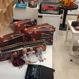 Bezoeker foto van Kringloopwinkel Estafette Recycle Boulevard Leeuwarden in Leeuwarden