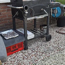 Bezoeker foto van Kringloopwinkel Estafette Recycle Boulevard Leeuwarden in Leeuwarden