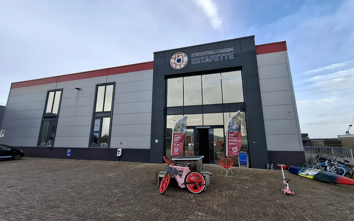 Kringloopwinkel Kringloopwinkel Estafette recyclewinkel Harlingen in Harlingen