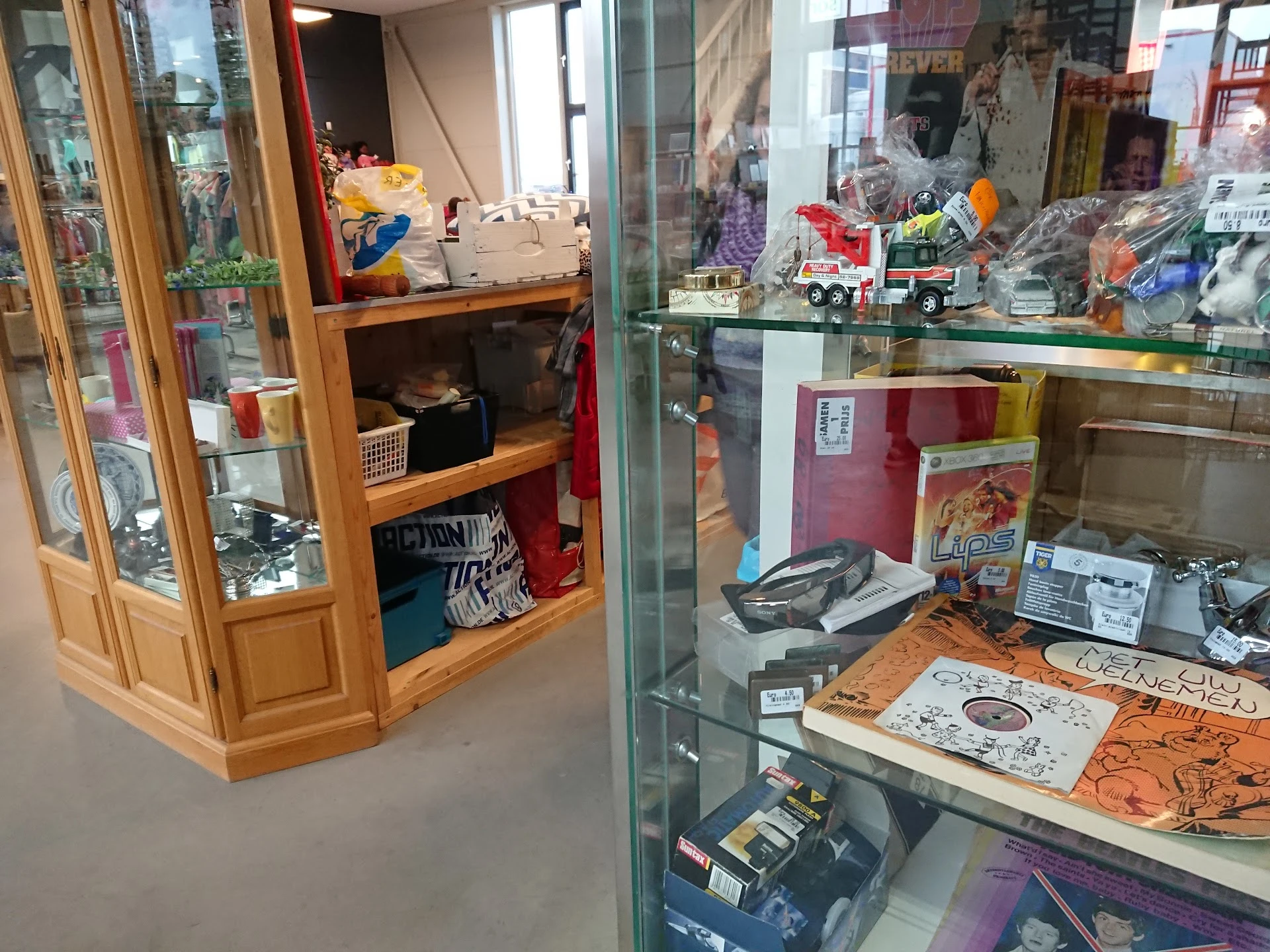 Kringloopwinkel Kringloopwinkel Estafette recyclewinkel Harlingen in Harlingen