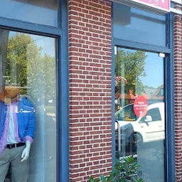 Bezoeker foto van Kringloopwinkel Estafette recyclewinkel Sint Annaparochie in Sint Annaparochie