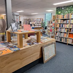 Bezoeker foto van Kringloopwinkel Estafette recyclewinkel Sint Annaparochie in Sint Annaparochie