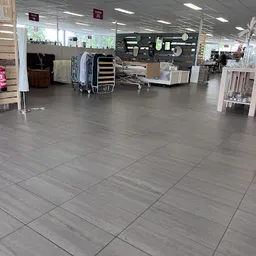 Bezoeker foto van Kringloopwinkel Estafette recyclewinkel Sneek in Sneek