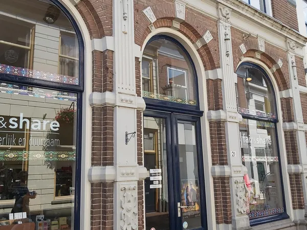 Kringloopwinkel Kringloopwinkel Fair and Share - Eerlijk en duurzaam in Kampen