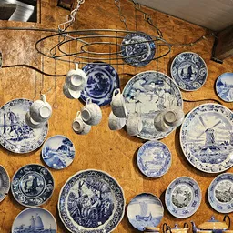 Bezoeker foto van Ferini Nieuwvliet Vintage Theater Kunst Tweedehands Boeken Kado in Nieuwvliet