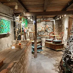 Bezoeker foto van Ferini Nieuwvliet Vintage Theater Kunst Tweedehands Boeken Kado in Nieuwvliet