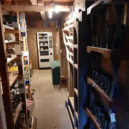 Bezoeker foto van Ferini Nieuwvliet Vintage Theater Kunst Tweedehands Boeken Kado in Nieuwvliet