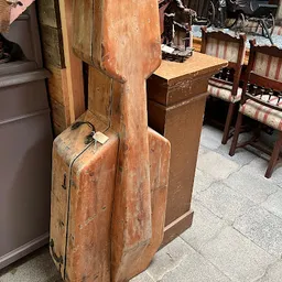 Bezoeker foto van Ferini Nieuwvliet Vintage Theater Kunst Tweedehands Boeken Kado in Nieuwvliet