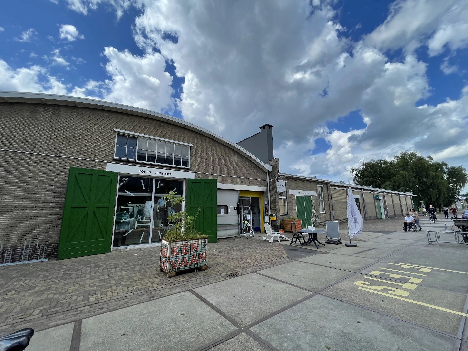 Kringloopwinkel Foenix Kringloop & Reintegratie in Apeldoorn