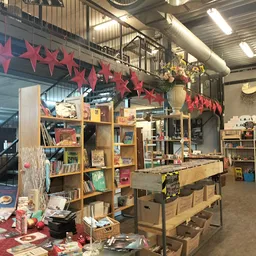 Bezoeker foto van Foenix Kringloop & Reintegratie in Apeldoorn