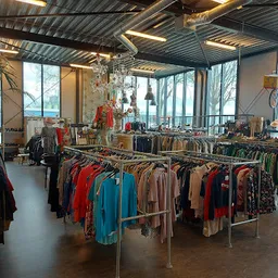 Bezoeker foto van Foenix Kringloop & Reintegratie in Apeldoorn