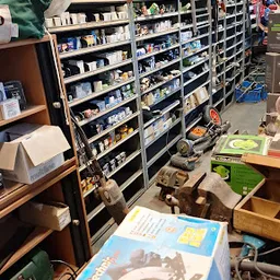 Bezoeker foto van Kringloopwinkel Garage Sale Krommenie in Krommenie