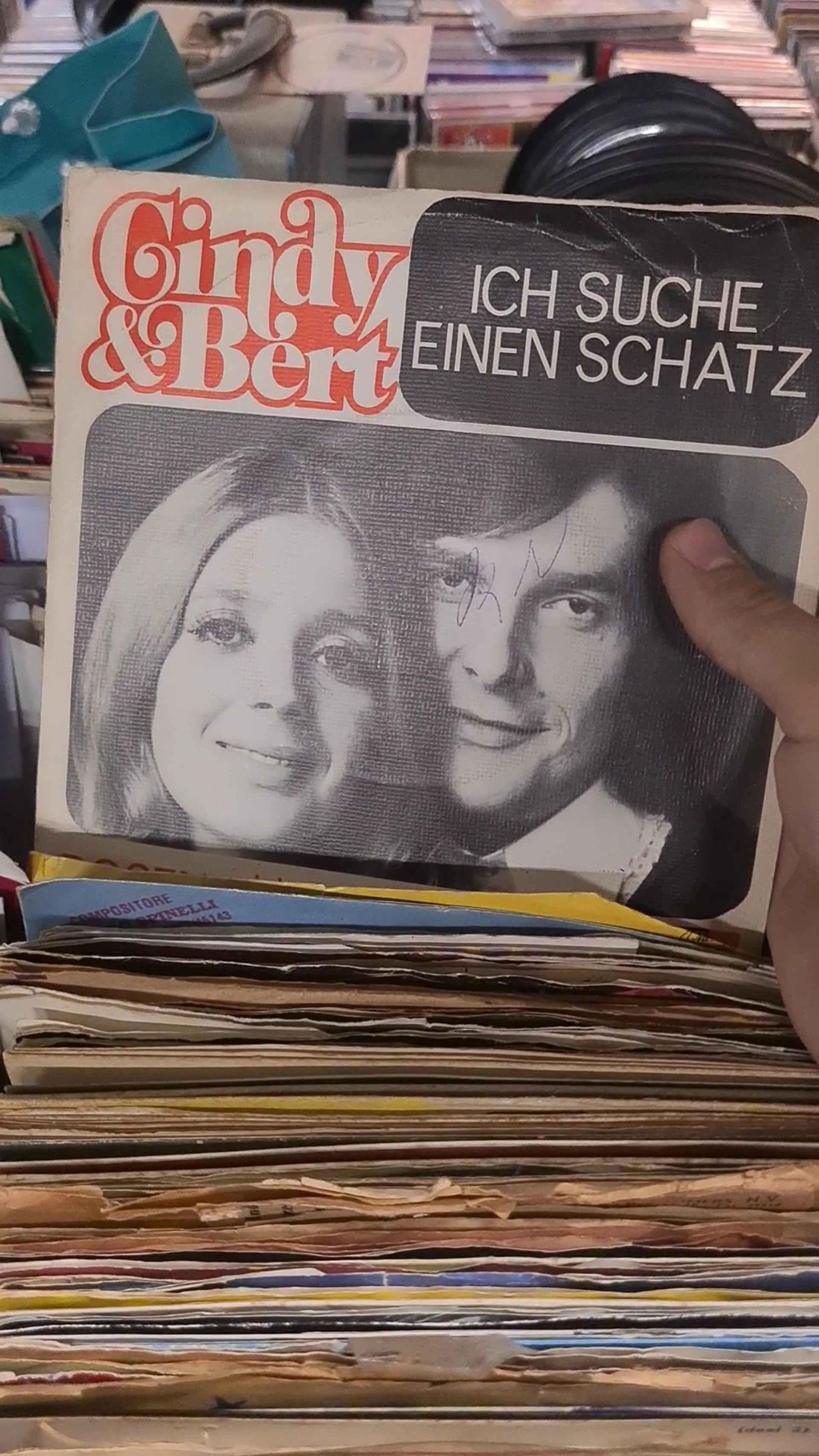 Kringloopwinkel Kringloopwinkel Garage Sale Krommenie in Krommenie