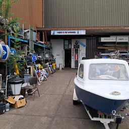 Bezoeker foto van Kringloopwinkel Garage Sale Krommenie in Krommenie