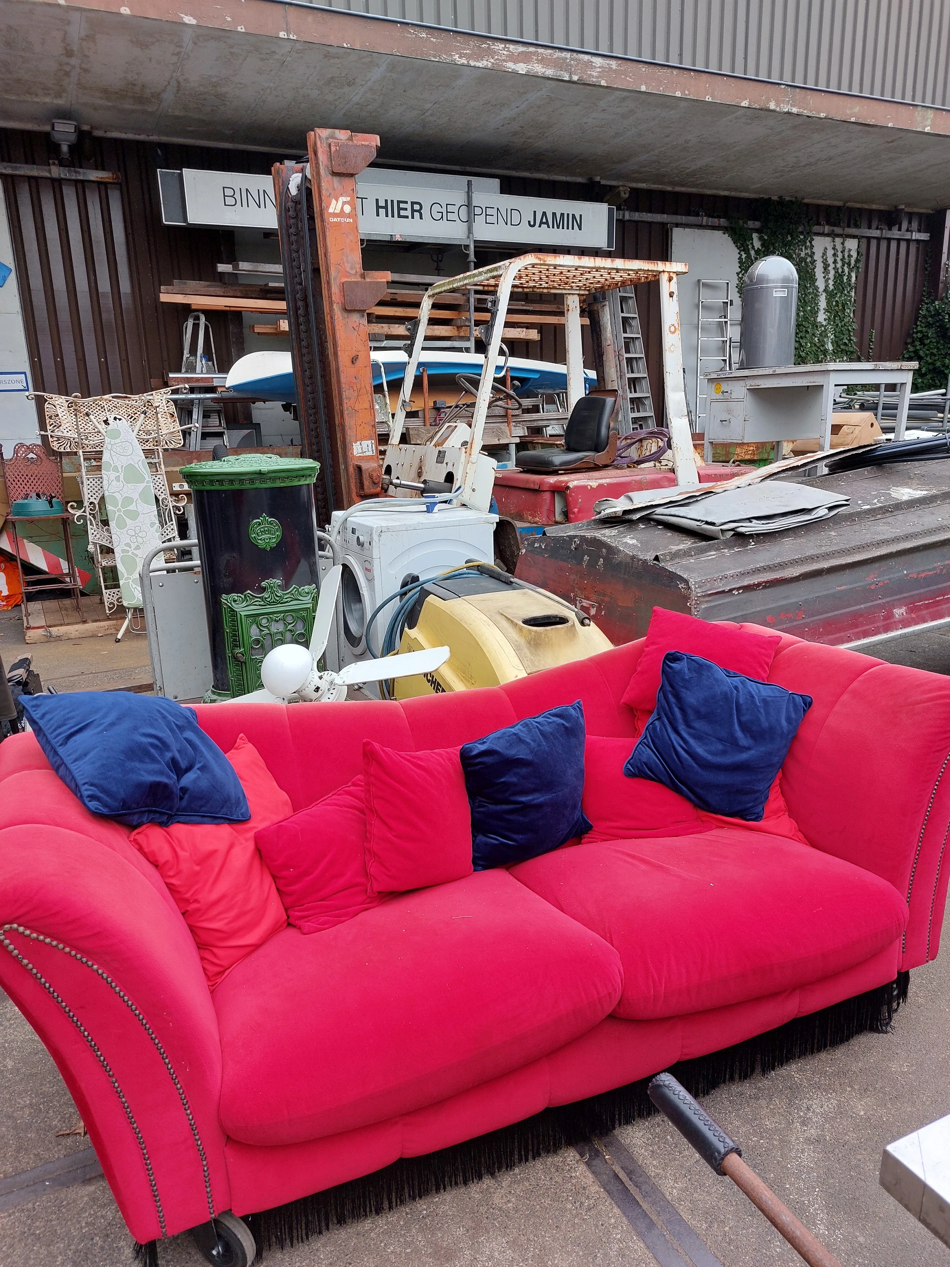 Bezoeker foto van Kringloopwinkel Garage Sale Krommenie in Krommenie