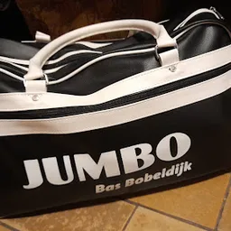 Bezoeker foto van Kringloopwinkel Gebruikt Goed, Ipse de Bruggen in Nieuwkoop