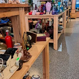 Bezoeker foto van Kringloopwinkel Gebruukt Gerei in Lochem