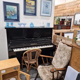 Bezoeker foto van Kringloopwinkel Goed voor Goed Stellendam in Stellendam