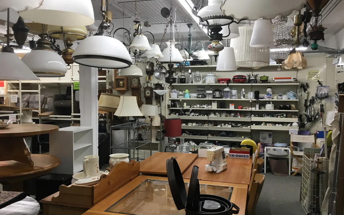 Kringloopwinkel Goededoelen "De Paardestal" in Berkel en Rodenrijs