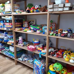 Bezoeker foto van Kringloopwinkel Goederenbank Bergen in Bergen