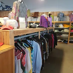 Bezoeker foto van Kringloopwinkel GoudGoed Uithuizen in Uithuizen