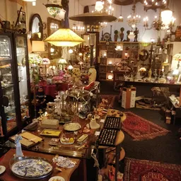 Bezoeker foto van Kringloopwinkel Grandma's Shop in Garrelsweer