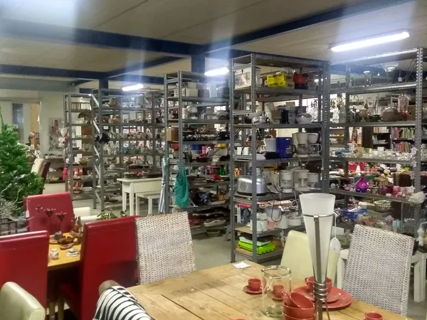 Kringloopwinkel in De Lier