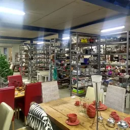 Kringloopwinkel Habbekrats kringloopwinkel in De Lier