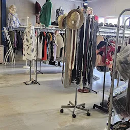 Bezoeker foto van Habbekrats kringloopwinkel in De Lier