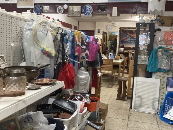 Kringloopwinkel Kringloopwinkel Habbekrats in Lunteren